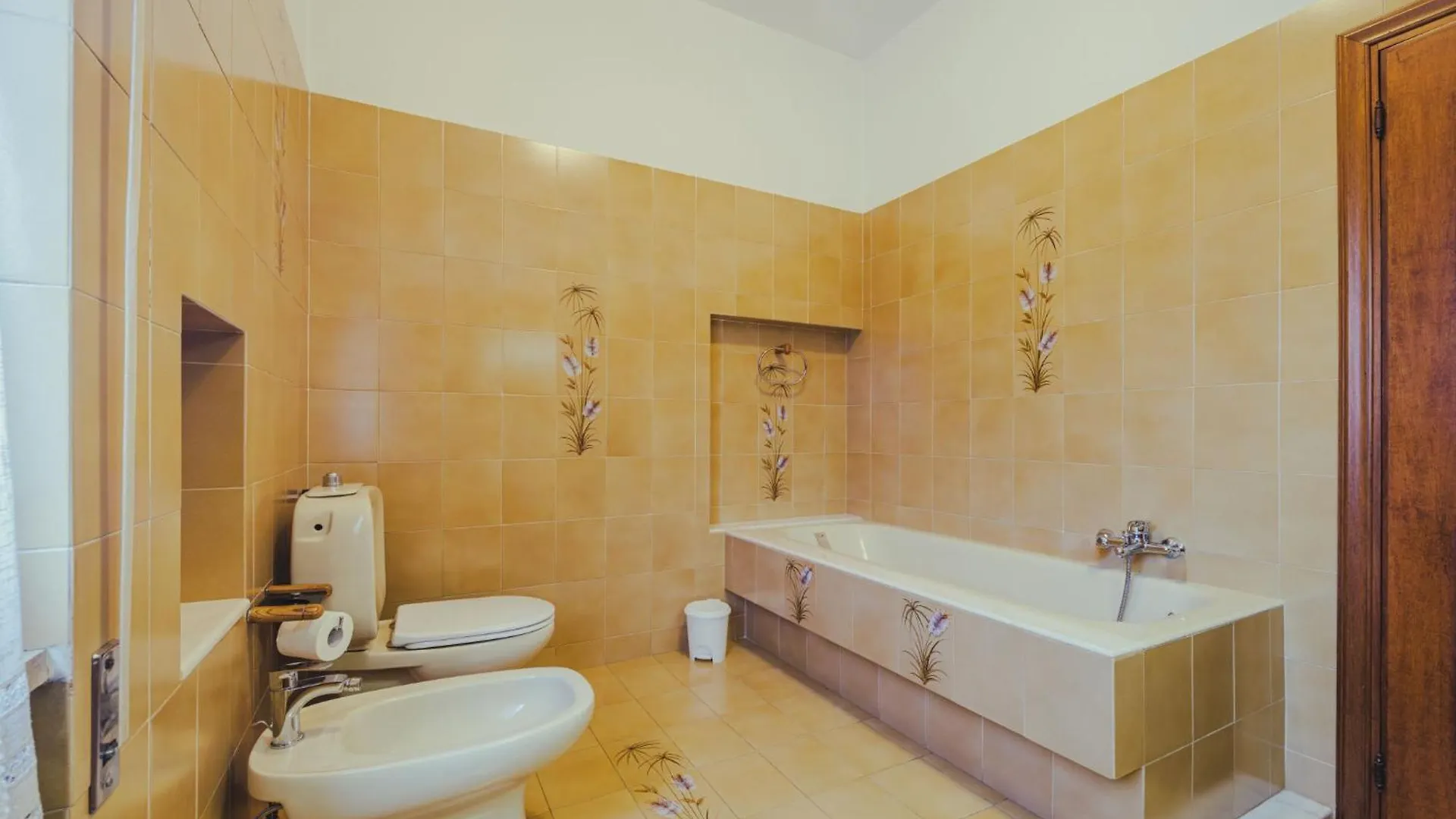 Holiday Home Casa Albertosa By Interhome Marina di Massa