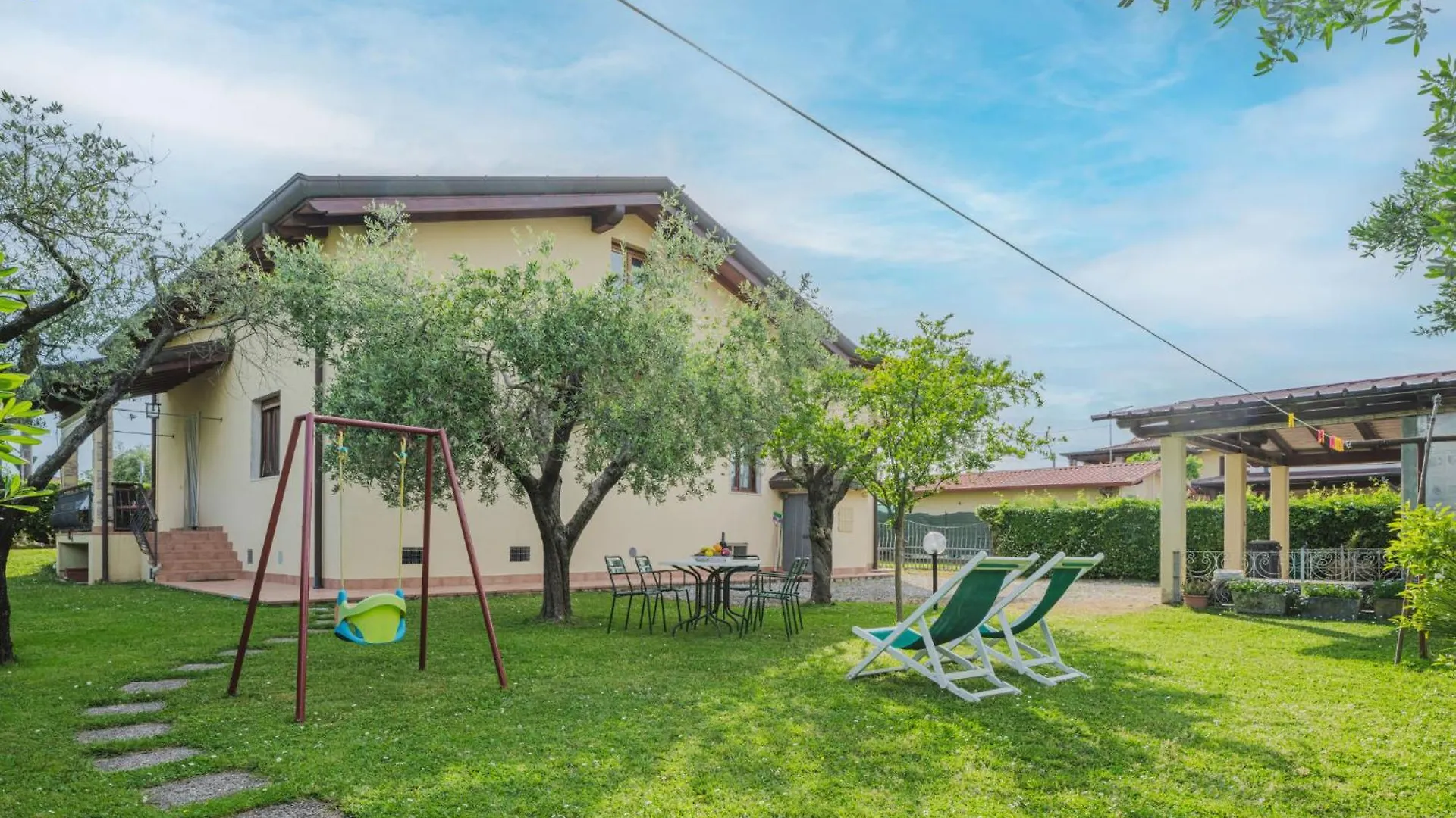 Holiday Home Casa Albertosa By Interhome Marina di Massa