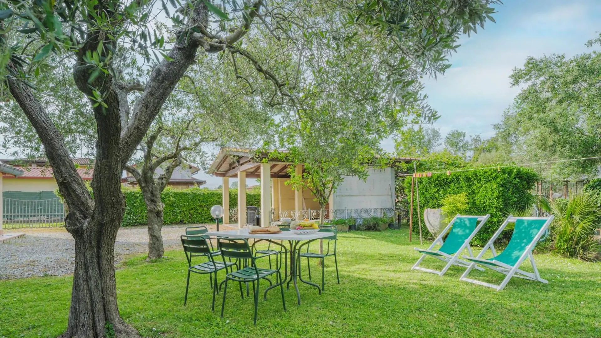 Holiday Home Casa Albertosa By Interhome Marina di Massa